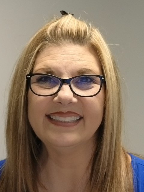 Thumbnail photo of Marcie Williams
