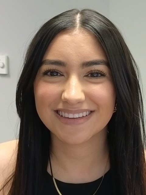 Thumbnail photo of Gissel Olivas